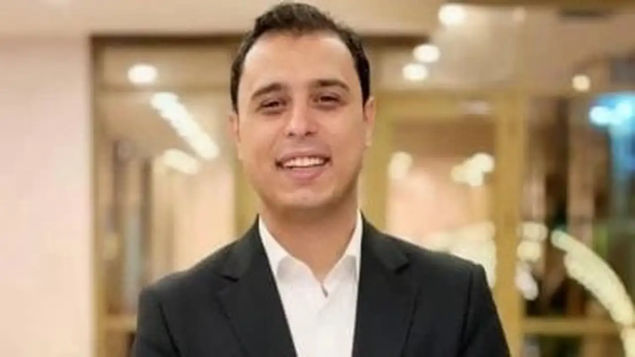 حادث مأساوي.. وفاة الفنان كريم عبد العليم في الشيخ زايد